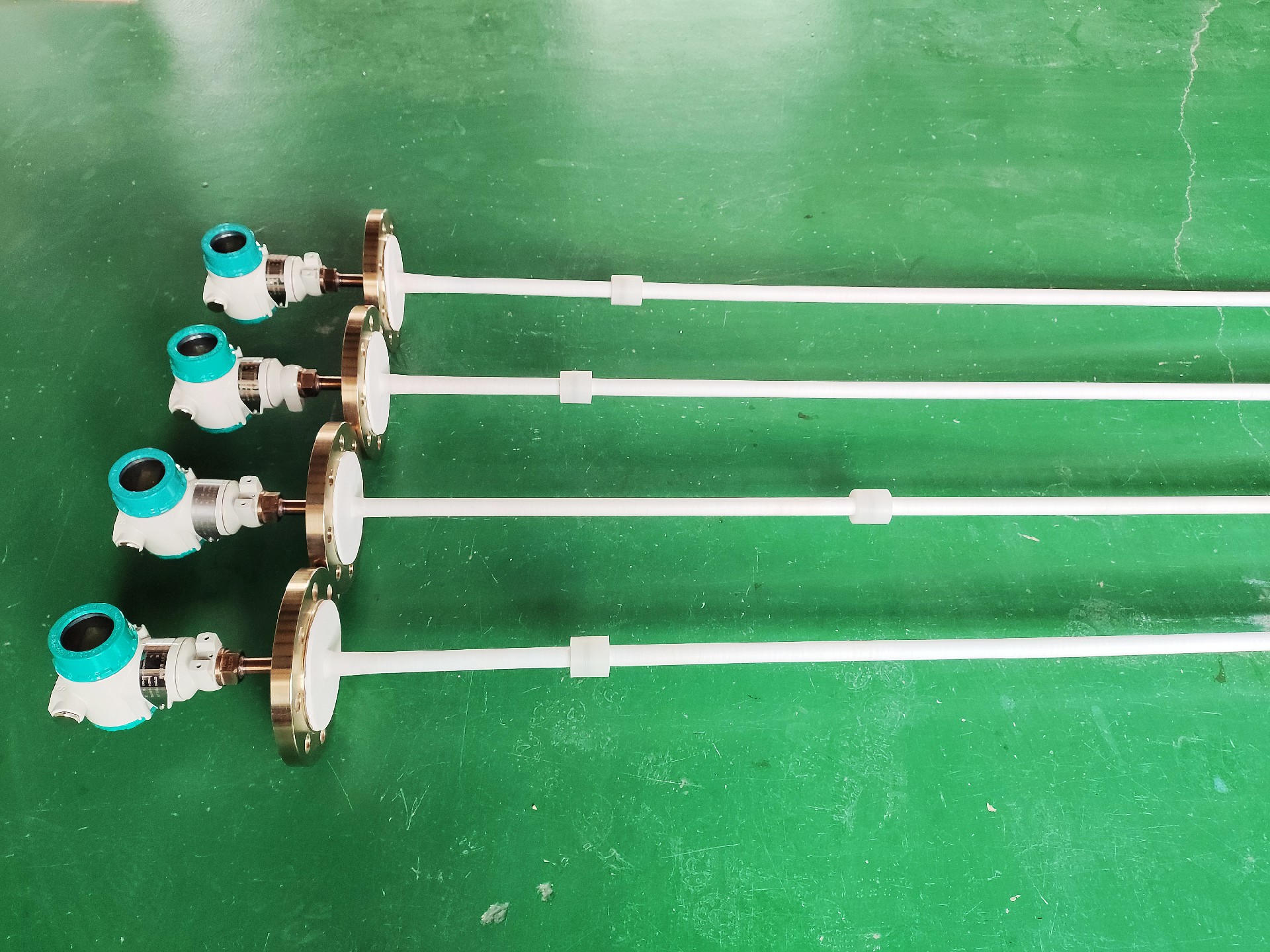 磁致伸縮液位計 磁致伸縮液位計